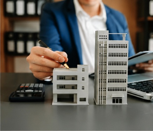 Gewerbeimmobilie verkaufen mit professioneller Immobilienbewertung und Gebäudemodellen
